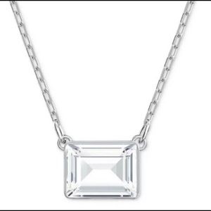 NWT 2CT 925 STERLING SILVER EMERALD CUT SWARVOSKI PENDANT